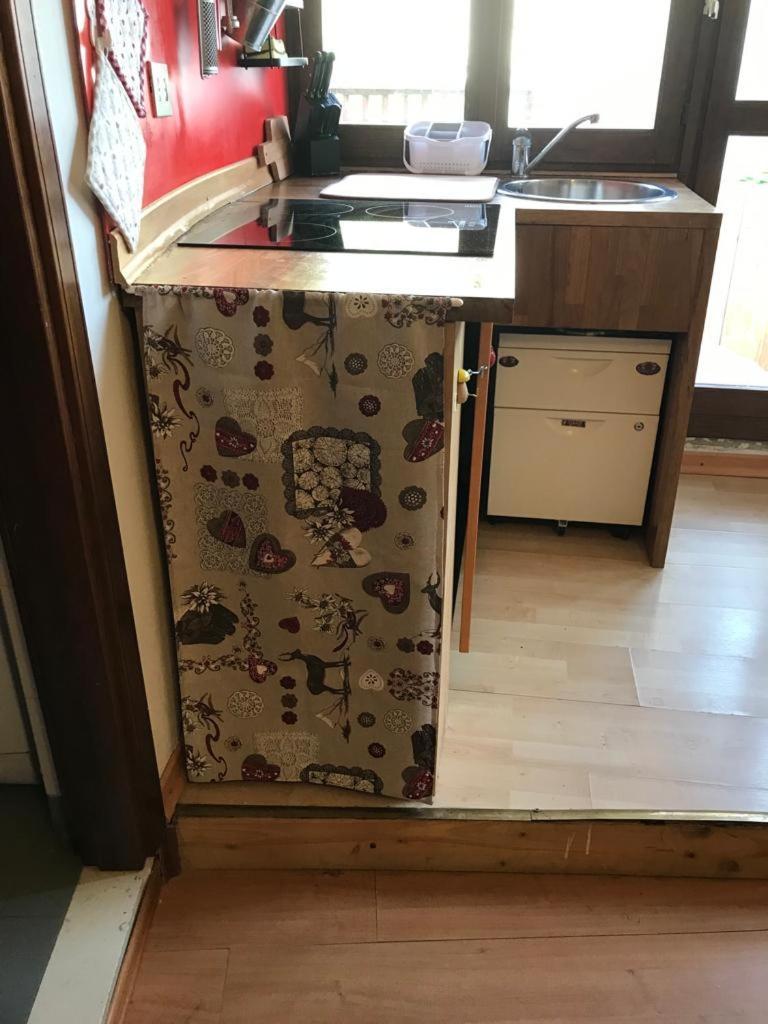 דירות בארדונקיה Monolocale Accogliente מראה חיצוני תמונה